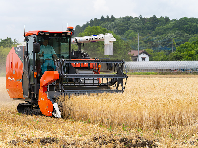 業界初の自動運転機能つきコンバインがスゴイ 収穫作業が効率化する4つのポイント Agri Journal